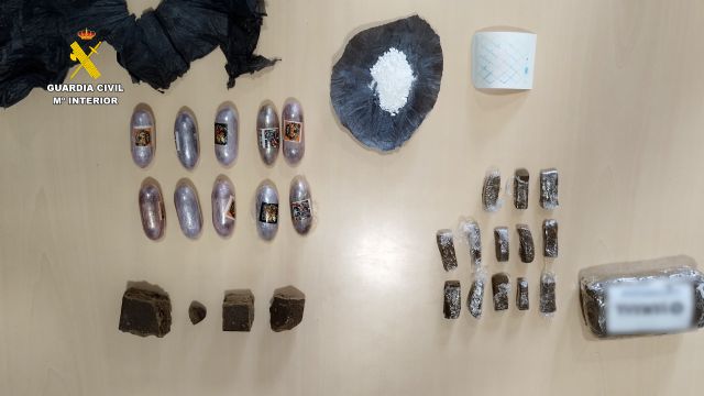 La Guardia Civil desmantela en Murcia un grupo delictivo que dirigía un activo punto de menudeo de droga - 5, Foto 5