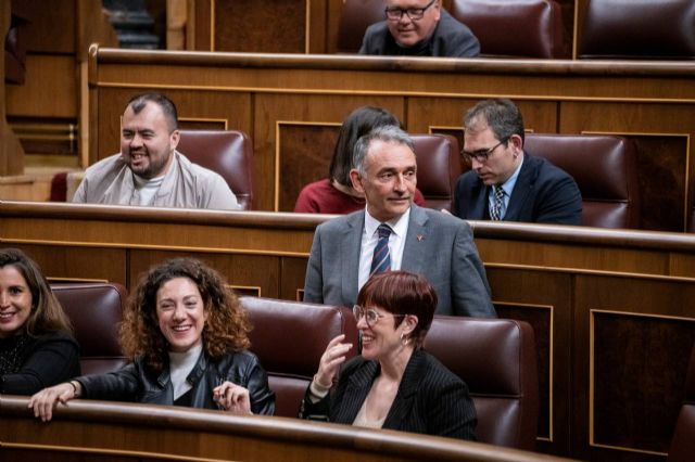 Izquierda Unida registra una batería de preguntas en el Congreso para frenar el cierre del Centro de Protección de Menores de Santa Cruz en Murcia - 1, Foto 1