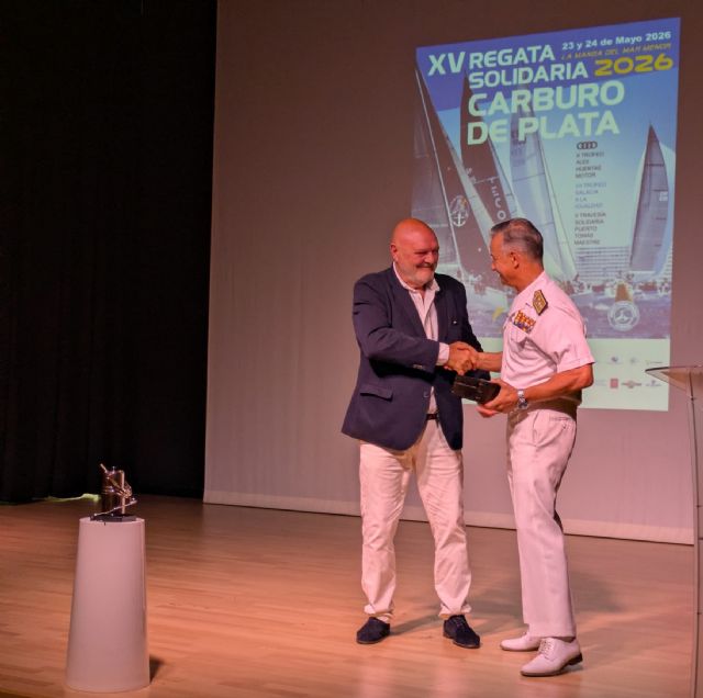 La XV Regata Solidaria Carburo de Plata arranca en honor a la Armada Española y a beneficio de las Damas del Carmen - 3, Foto 3