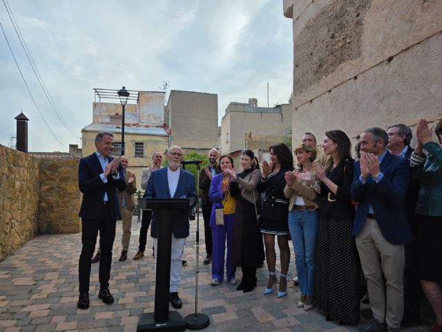 El espacio ubicado en la entrada de la Casa del Artesano, recibe la denominación de Rincón del Artesano Francisco Salas - 4, Foto 4