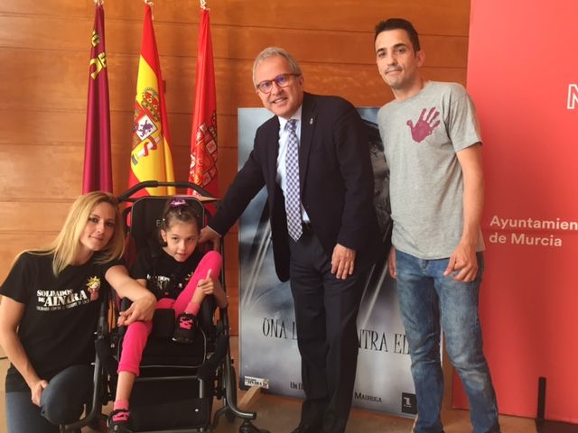 El Ayuntamiento de Murcia muestra su apoyo a la investigación de enfermedad del Síndrome de Cach - 2, Foto 2