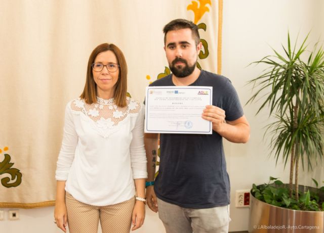 Los alumnos del programa Erasmus+ de la ADLE recogen sus diplomas tras su experiencia de prácticas laborales en Portugal - 5, Foto 5