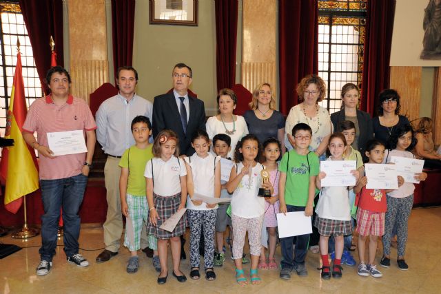 370 formas de ser solidarios - 2, Foto 2