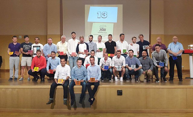 El totanero Alfonso Javier Cánovas López, galardonado con el premio Jugador ideal en la VIII Edición Premios Pasión Deportiva, Foto 4