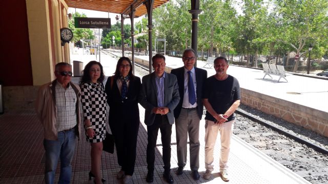 El Alcalde apuesta por avanzar en la recuperación de la línea de ferrocarril con Granada para completar la corrección del grave error que supuso su clausura en 1984 - 1, Foto 1