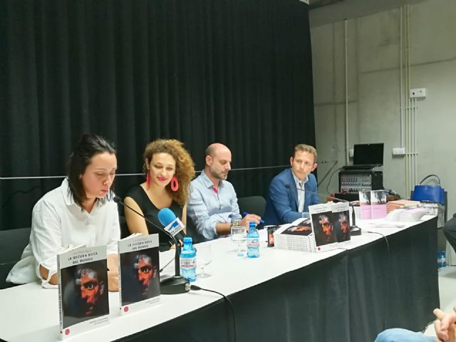 La oscura boca del mundo - 1, Foto 1