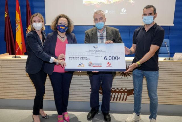 APC entrega a AFAL y la Asociación de Parkinson la recaudación de la edición más solidaria de la 10k Puerto de Cartagena - 2, Foto 2