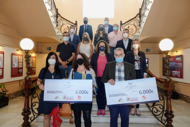 APC entrega a AFAL y la Asociación de Parkinson la recaudación de la edición más solidaria de la 10k Puerto de Cartagena - 3, Foto 3