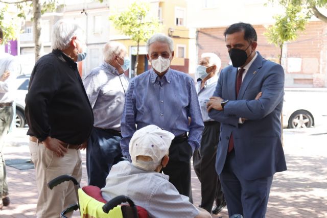 Los vecinos de La &Ntilde;ora podrán disfrutar este verano de las remodeladas instalaciones del centro de mayores y la biblioteca - 3, Foto 3