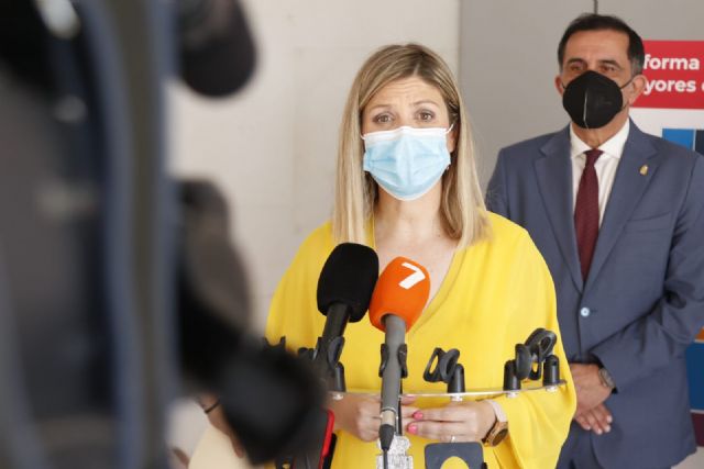 Los vecinos de La &Ntilde;ora podrán disfrutar este verano de las remodeladas instalaciones del centro de mayores y la biblioteca - 5, Foto 5