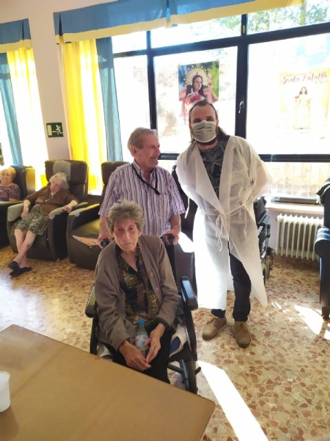 El concejal de Bienestar Social visita la residencia “La Purísima”, Foto 3