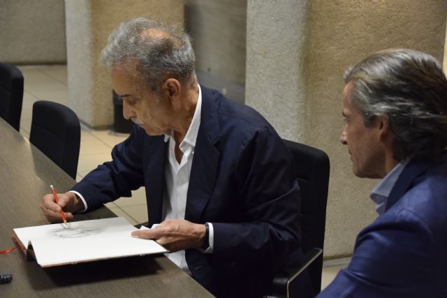 Hero España y el artista Pedro Cano se unen para celebrar el Centenario de la compañía - 3, Foto 3