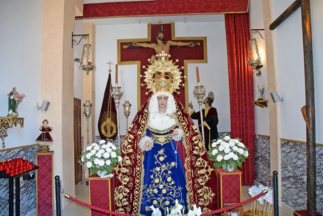 En el Oratorio de la Asociación de Fieles, se realizó la meditación y el rezo del santo rosario en el Besamanos de la Virgen de la Fe y entrega de Sevilla - 1, Foto 1