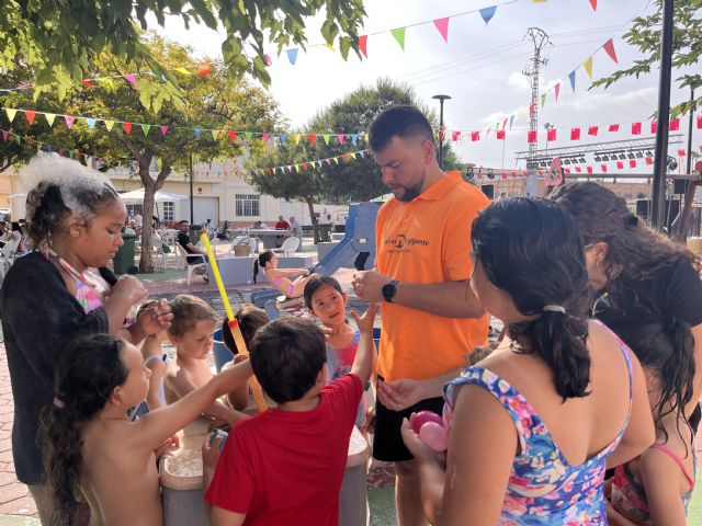 Carmen López Munuera es nombrada vecina del a&ntilde;o en las fiestas vecinales de la Huerta de la Roja - 2, Foto 2