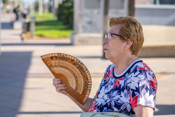 C�mo prevenir la deshidrataci�n y los golpes de calor en personas mayores este verano