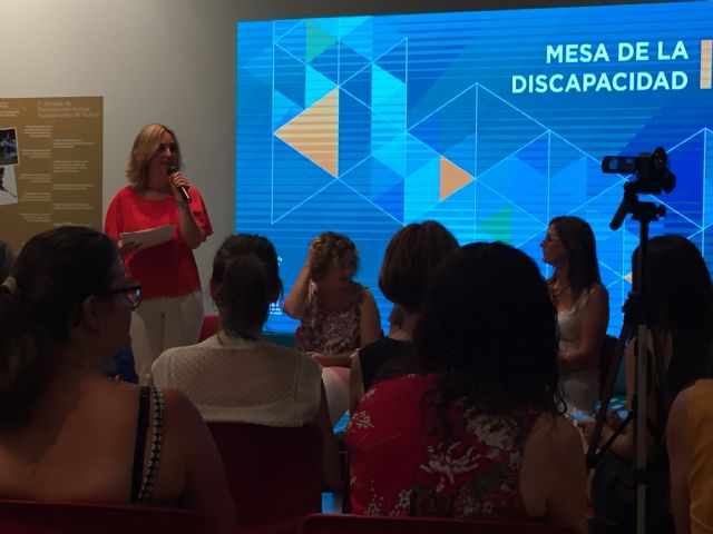 Las entidades de discapacidad y Derechos Sociales trabajan de la mano para hacer de Murcia una ciudad 100% accesible - 1, Foto 1