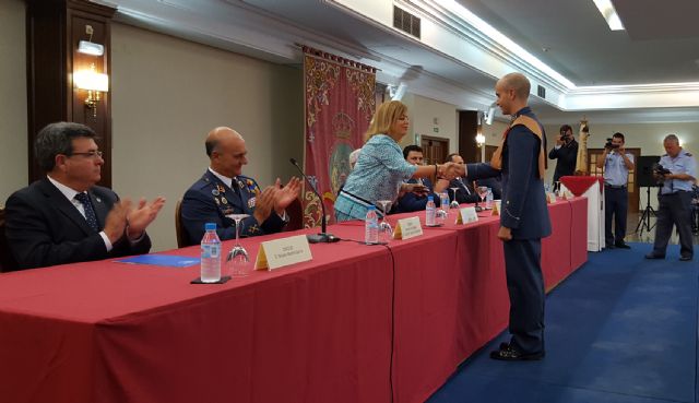 Acto de entrega de títulos del Grado de Ingeniería de Organización Industrial del Centro Universitario de la Defensa (CUD) de San Javier - 1, Foto 1