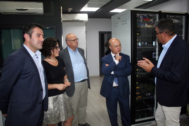 El consejero de Hacienda y el alcalde visitan la empresa de seguridad y centro de formación Vigilant - 3, Foto 3