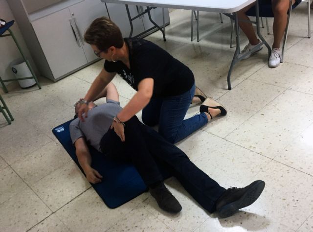 Protección Civil forma al personal municipal torreño en el uso de desfibriladores - 4, Foto 4