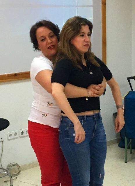 Protección Civil forma al personal municipal torreño en el uso de desfibriladores - 5, Foto 5