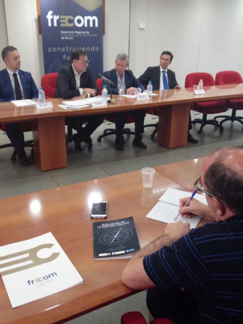 La Administración central incrementó un 3.500% la licitación de obra pública antes de las elecciones - 2, Foto 2