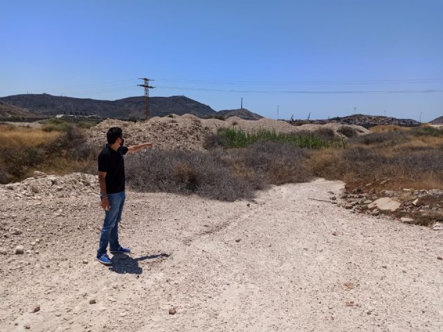 MC desmonta las mentiras de Castejón: La Fiscalía requiere al Ayuntamiento el análisis de las aguas de El Hondón y el correcto vallado de los terrenos - 2, Foto 2