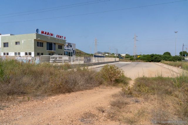 El Ayuntamiento pone en marcha el dispositivo especial para controlar el botellón en las playas - 1, Foto 1
