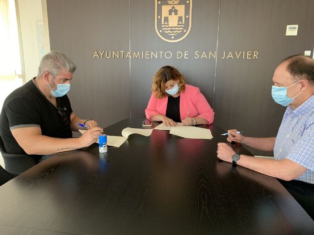 El Ayuntamiento de San Javier renueva su colaboración con la Junta Local de AECC - 2, Foto 2