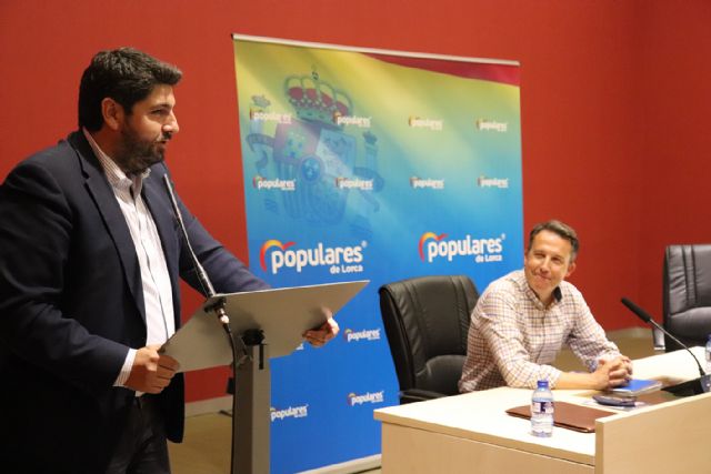 López Miras: Es el PP el que pone encima de la mesa reformas valientes para hacer frente a la crisis, frente a los sablazos fiscales que plantea el gobierno de Sánchez-Iglesias - 1, Foto 1