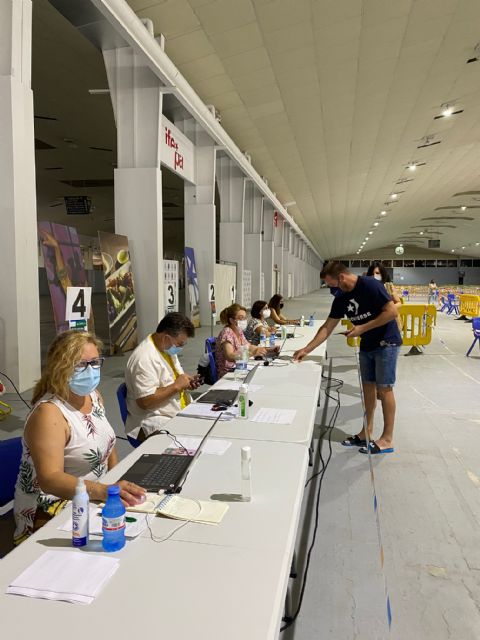 Ornada de vacunación para el tramo de 30 a 39 años - 3, Foto 3