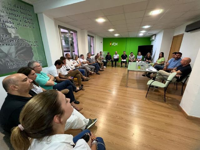 VOX Murcia convoca a 18 Grupos de Expertos en políticas regionales - 2, Foto 2