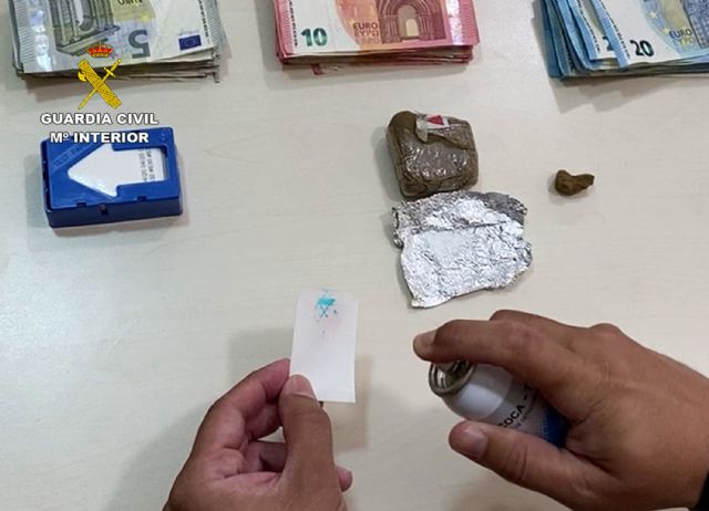 La Guardia Civil detiene in fraganti a un joven en Cieza vendiendo droga - 3, Foto 3