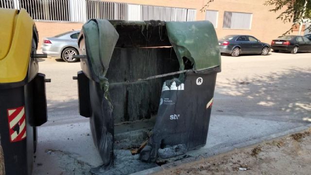 Seis meses de cárcel por incendiar contenedores en Torre Pacheco - 4, Foto 4