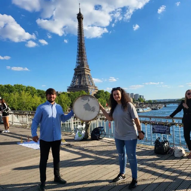 Los tambores de Mula suenan en la capital francesa coincidiendo con la Semana de la Moda de París - 3, Foto 3