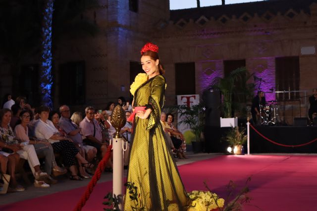 Estilo, elegancia y tradición en la Pasarela Flamenca de San Pedro del Pinatar - 1, Foto 1