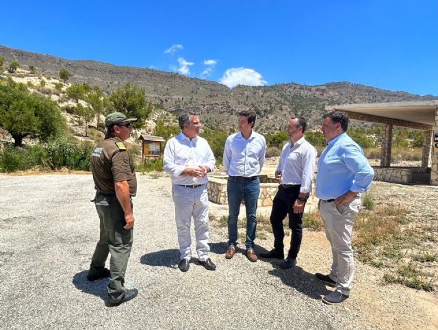 El Ayuntamiento de Blanca y la Comunidad suman esfuerzos para generar nuevas oportunidades de crecimiento y desarrollo industrial - 1, Foto 1