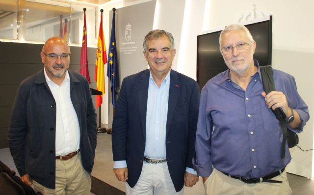 Un estudio de la UMU refleja que la calidad del agua del Mar Menor mejora, aunque mantiene un frágil equilibrio y urge rebajar el nivel freático - 1, Foto 1