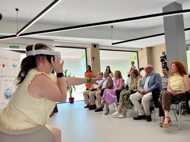 El Gobierno regional destina más de cinco millones de euros en ayudas para la inclusión laboral de personas con discapacidad - 1, Foto 1