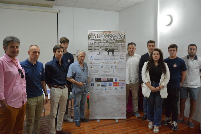 El Ayuntamiento de Blanca presenta la programación de la feria taurina en honor a San Roque 2025 - 1, Foto 1