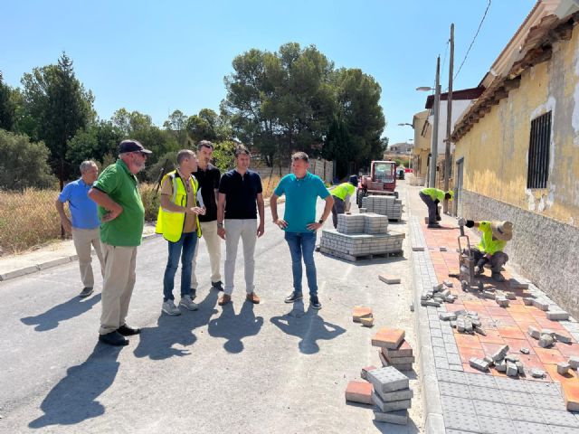 El Gobierno local lleva las obras de mejora de aceras, parques y jardines, accesibilidad, asfaltado y seguridad vial a barrios, pedanías y urbanizaciones de Molina de Segura - 4, Foto 4