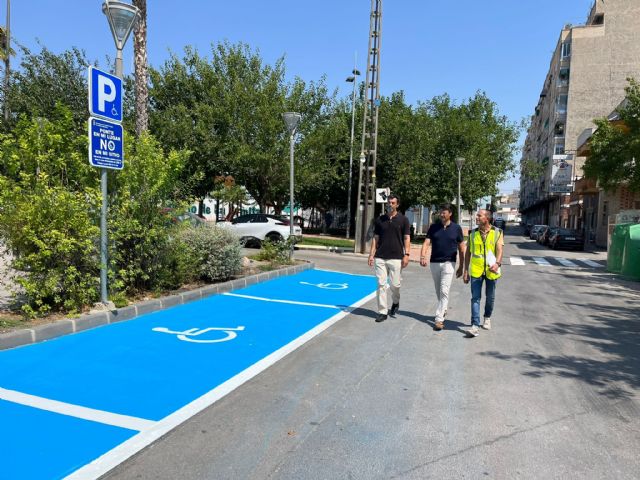 El Gobierno local lleva las obras de mejora de aceras, parques y jardines, accesibilidad, asfaltado y seguridad vial a barrios, pedanías y urbanizaciones de Molina de Segura - 5, Foto 5