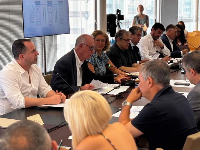 El Ayuntamiento incorpora la visión del tejido económico para dise&ntilde;ar la Murcia del futuro - 3, Foto 3