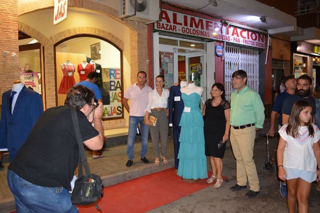 Más de diez mil personas disfrutaron de la noche más larga de Los Belones - 1, Foto 1