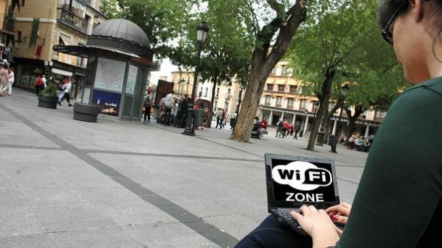 IU-Verdes Lorca pide que las plazas y edificios  municipales sean puntos 'WiFi' - 1, Foto 1
