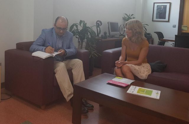 La alcaldesa solicita al INFO el máximo interés e implicación en la reapertura de la factoría de Halcón Foods y en la reindustrialización del municipio - 1, Foto 1