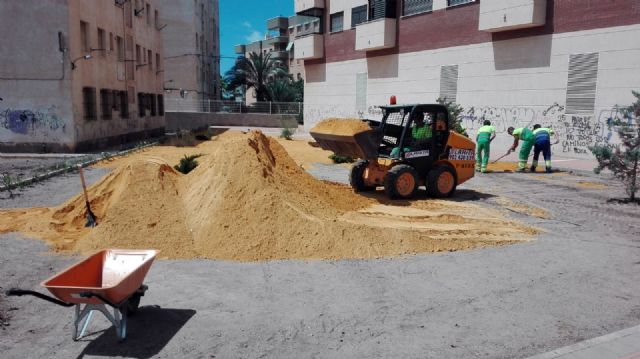 El Ayuntamiento transforma dos espacios convirtiéndolos en nuevas zonas verdes - 1, Foto 1