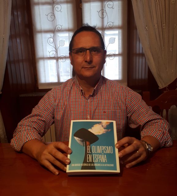 La UCAM participa en el libro El Olimpismo en España, promovido por la Fundación Barcelona Olímpica - 1, Foto 1