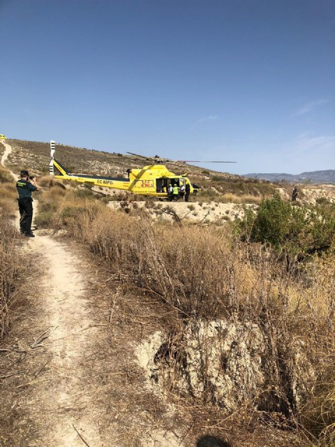 Rescatan y evacuan por aire a un ciclista herido en Cañada Hermosa - 1, Foto 1