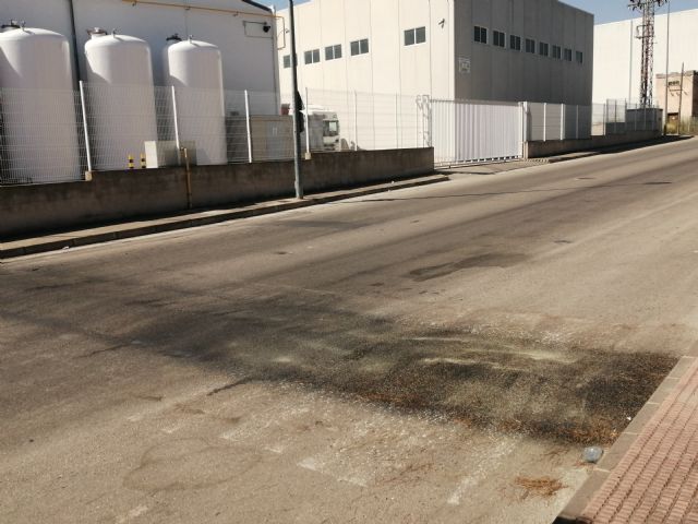 Peligro para peatones y conductores en Las Torres de Cotillas - 1, Foto 1