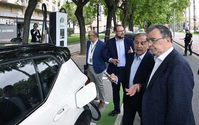 Iberdrola pone en marcha los nuevos puntos de recarga para vehículos eléctricos en Murcia - 1, Foto 1